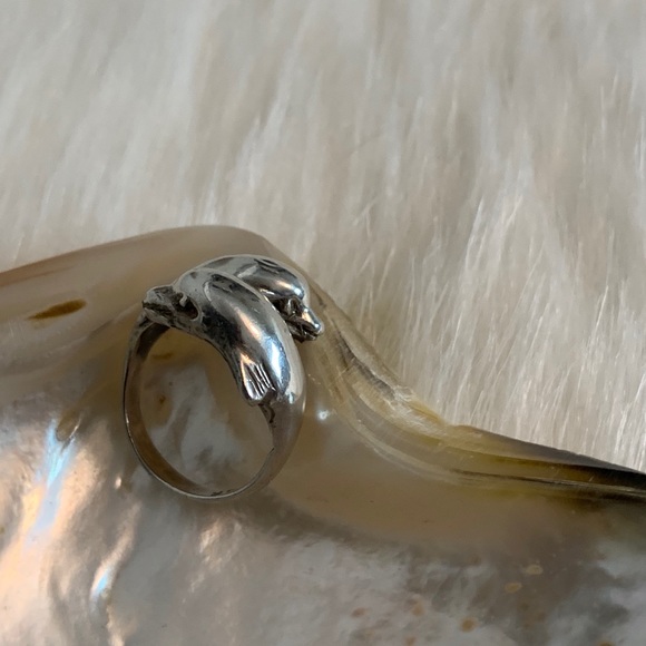 Vintage sterling silver double dolphin ring - Picture 2 of 9